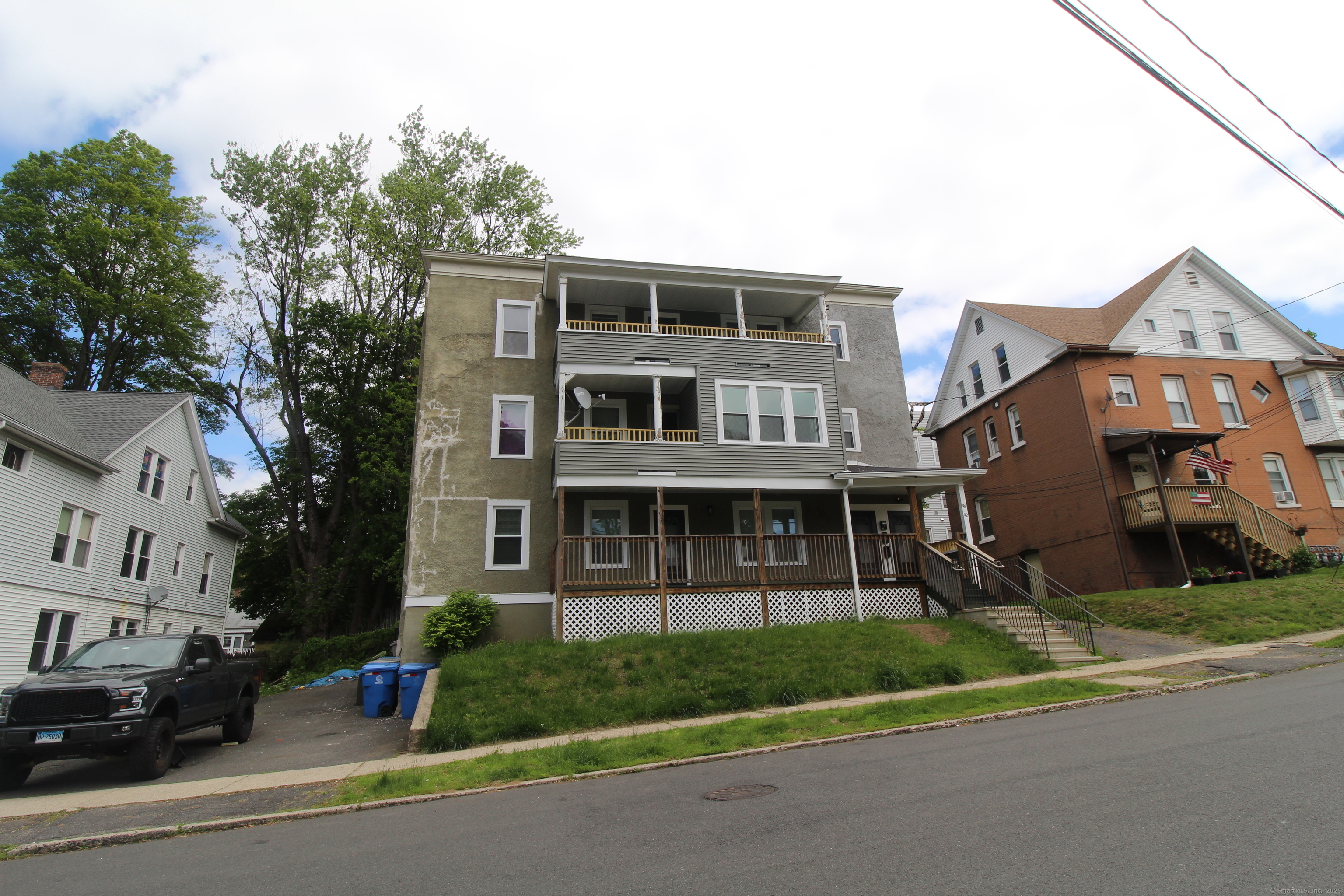 Property Photo:  92 Stewart Street 3  CT 06010 