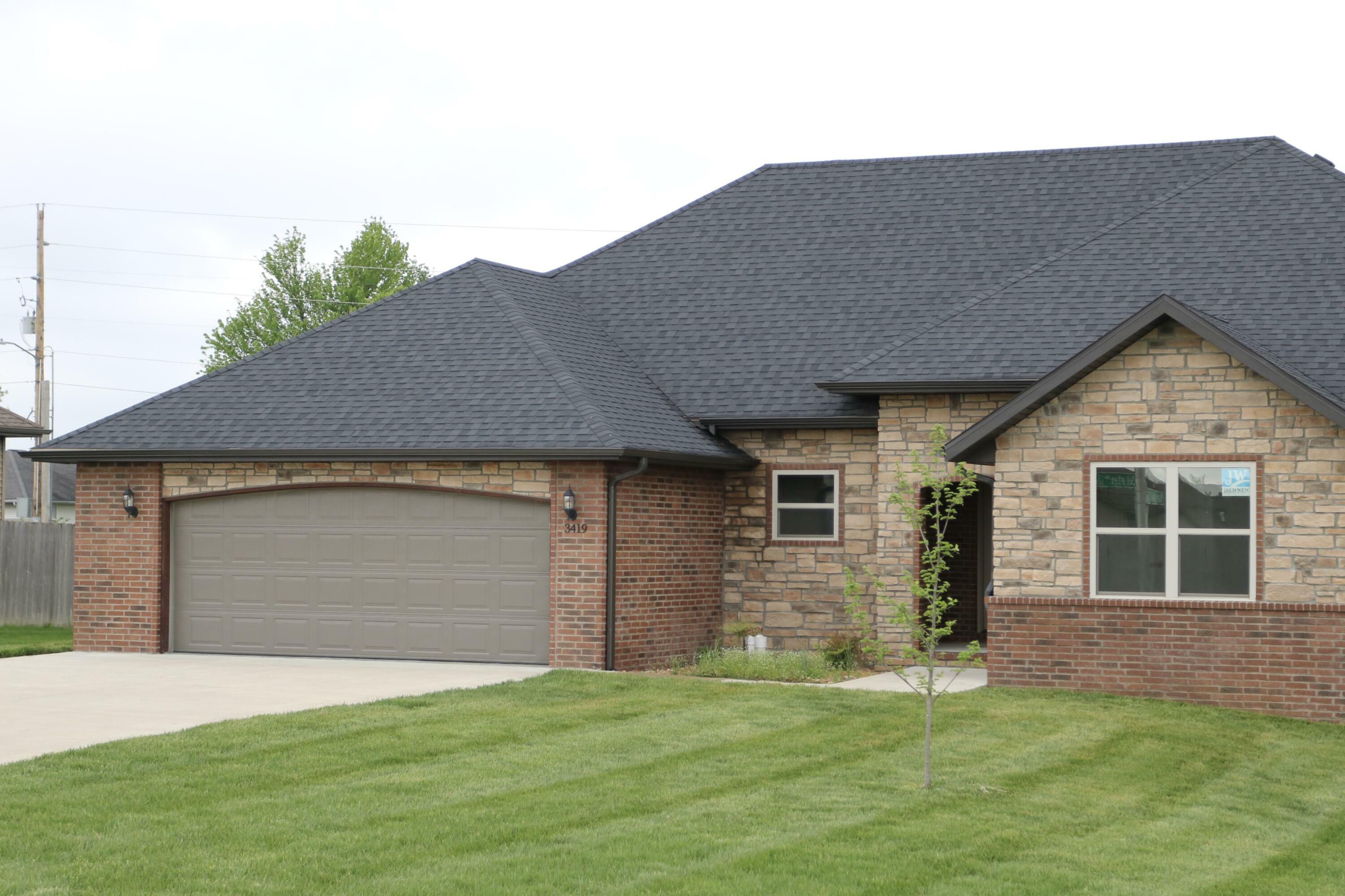 Property Photo: 3419 S Suburban Avenue MO 65807