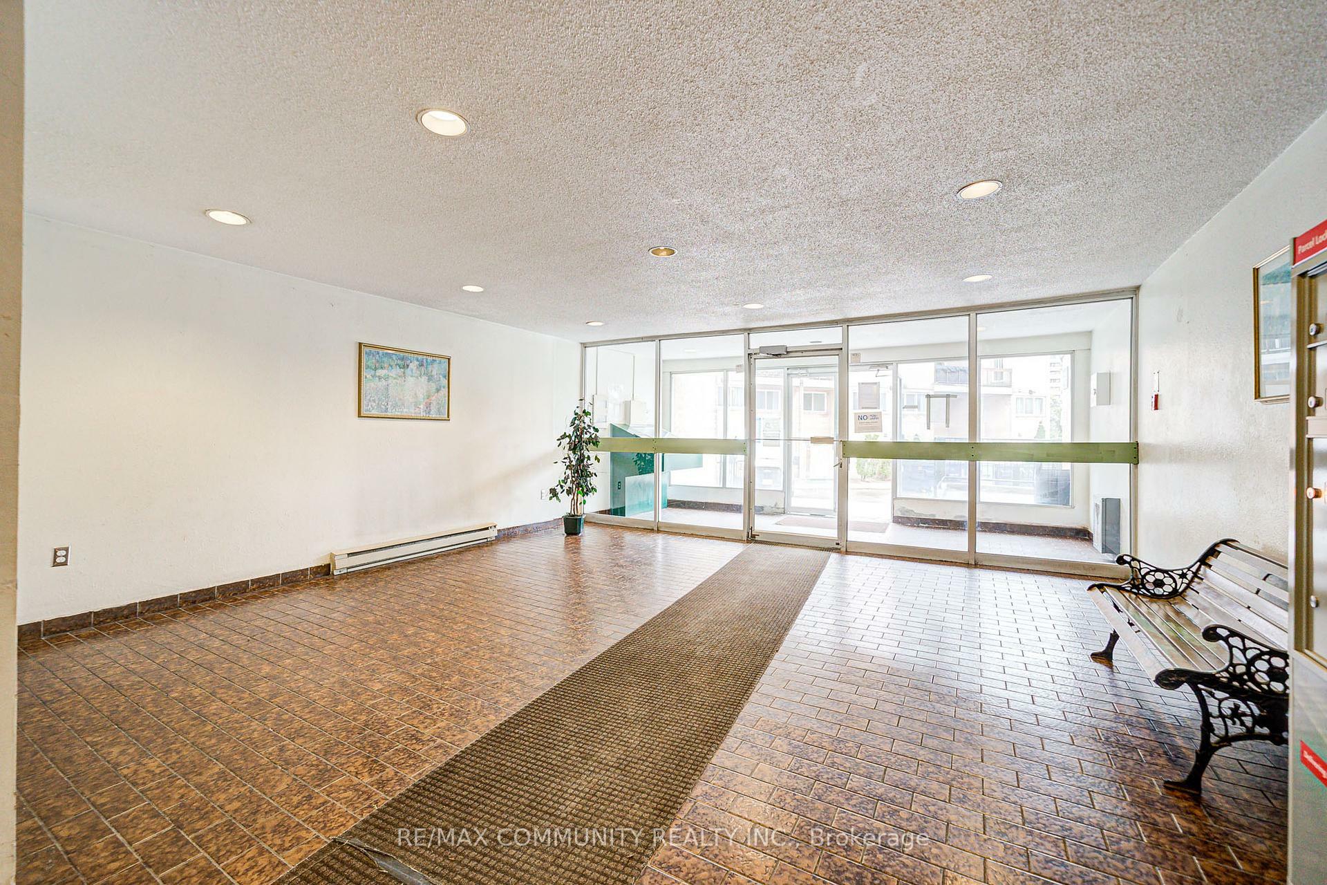 Property Photo: 100 Mornelle Court 1078 ON M1E 4X2