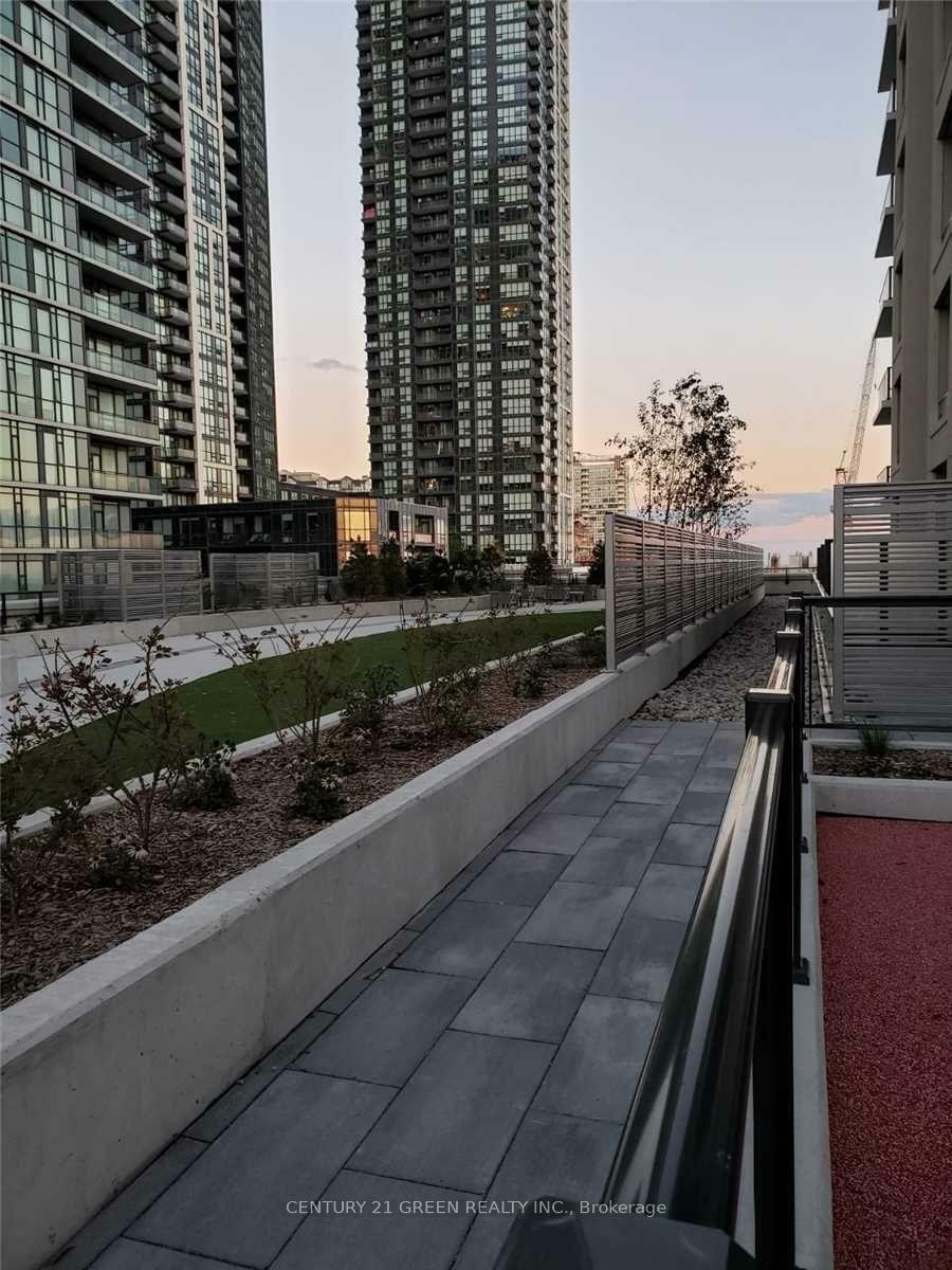 4055 Parkside Village Drive 415  Mississauga ON L5B 0K8 photo