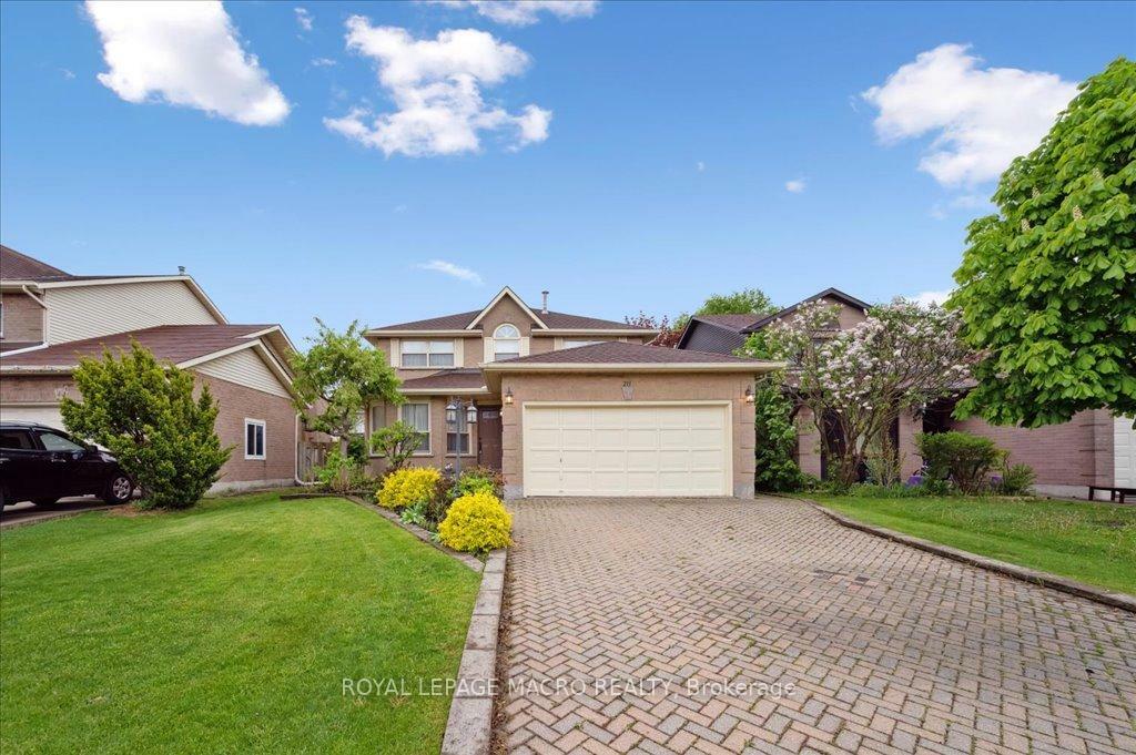 Property Photo: 211 Rushdale Drive ON L8W 2Z5