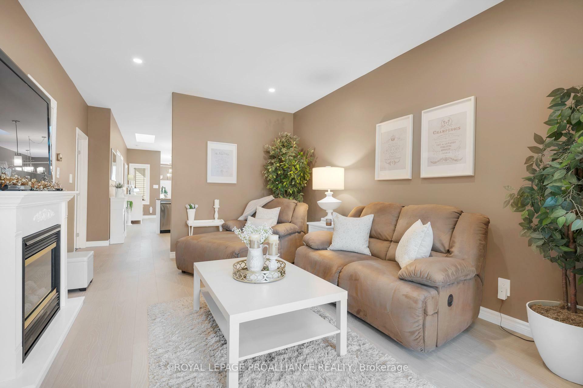 Property Photo: 47 Athabaska Drive ON K8N 0T1