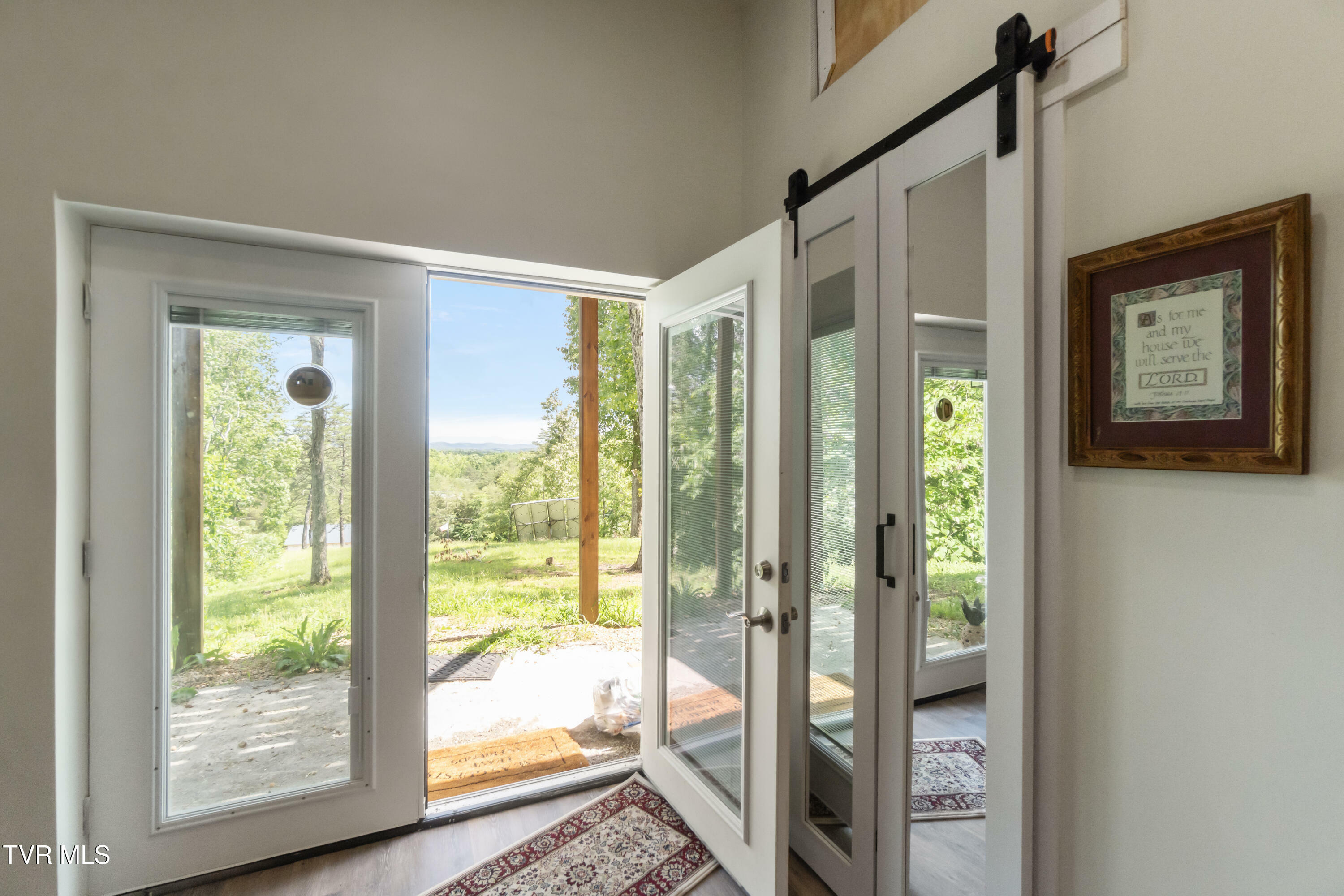 Property Photo: 2087 Fodderstack Mountain Loop TN 37745