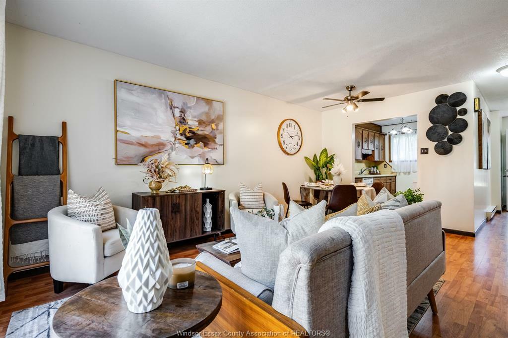 Property Photo: 6712 Roseville Garden Drive ON N8T 1J2