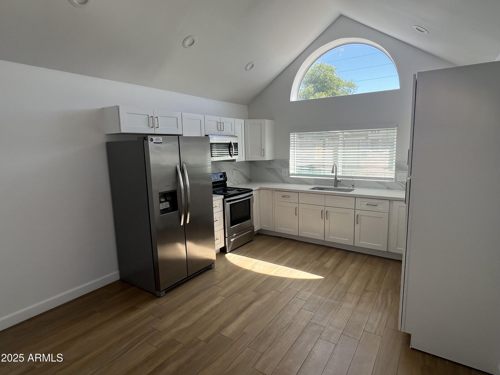Property Photo:  444 S Delaware Street  AZ 85225 