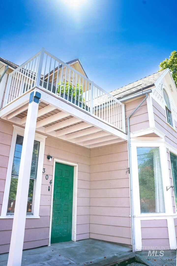 Property Photo:  304 6th Ave  ID 83501 