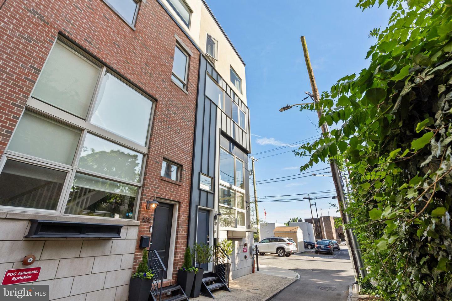 Property Photo: 601 N Bodine Street 6 PA 19123