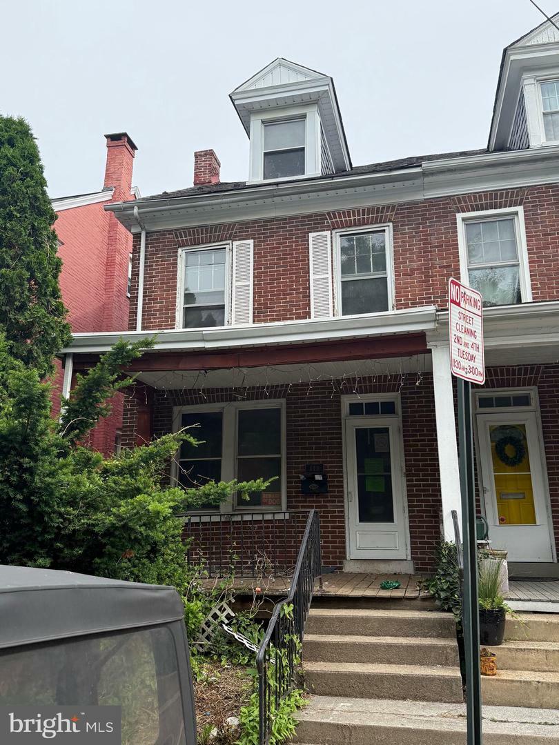 149 E Ross Street  Lancaster PA 17602 photo