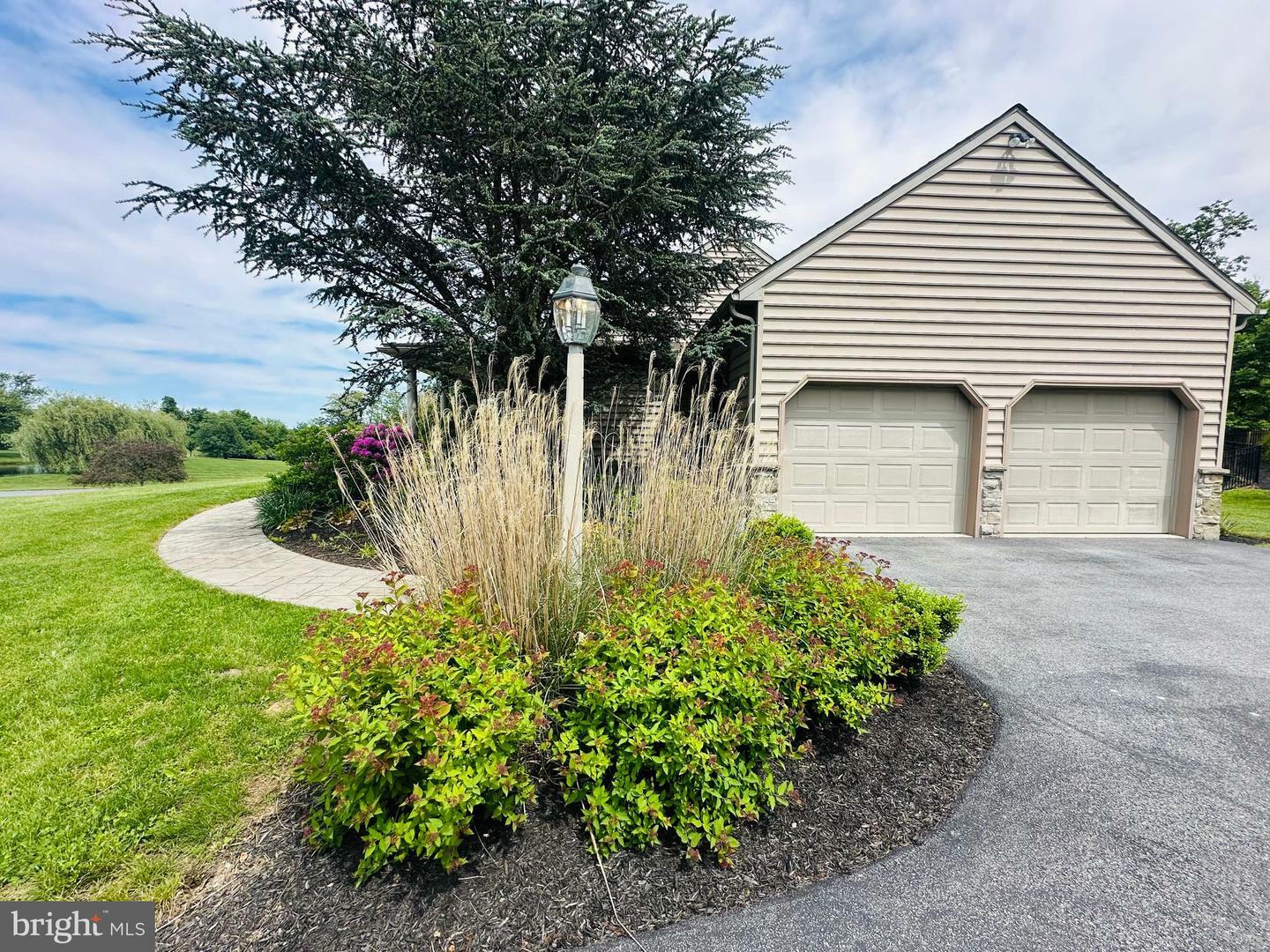 Property Photo: 15 Shetland Drive PA 17036
