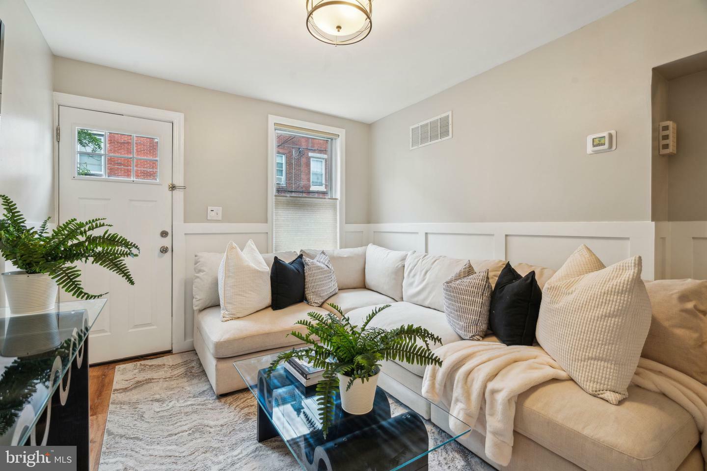 Property Photo:  1229 Day Street  PA 19125 