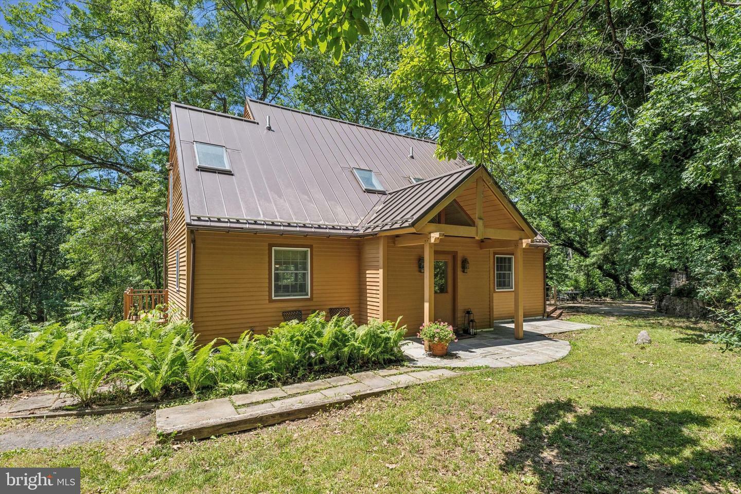 Property Photo: 1760 Pickering Road PA 19460