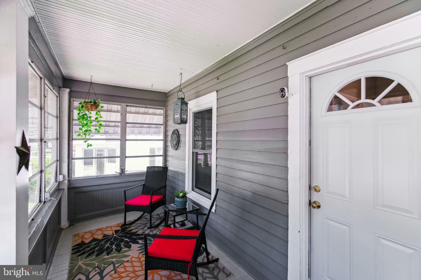 Property Photo: 406 Myrtle Street MD 21817