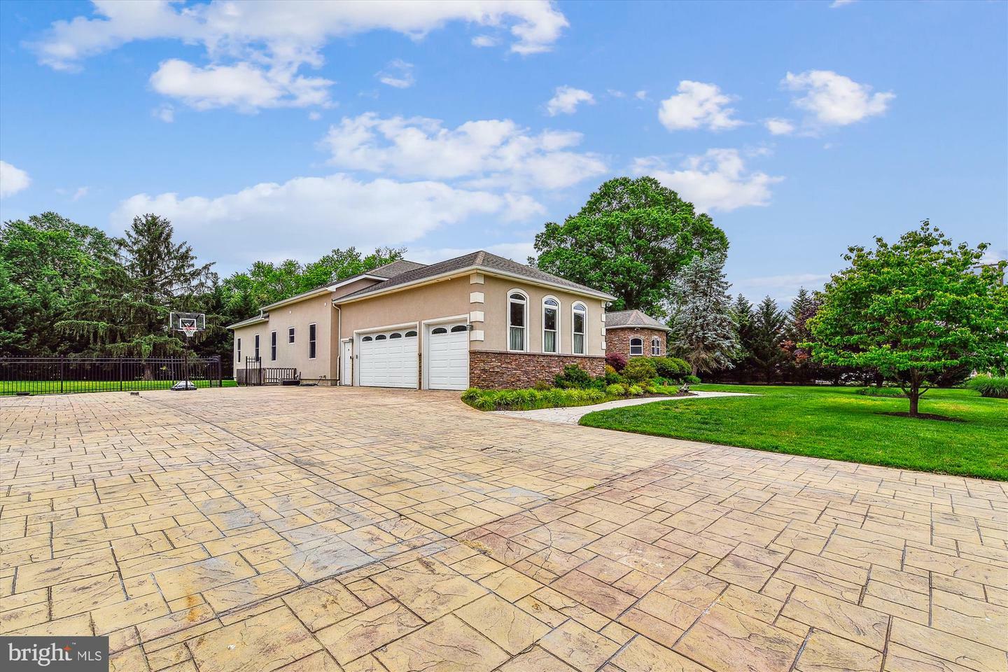 Property Photo: 222 Wicklow Road MD 21061