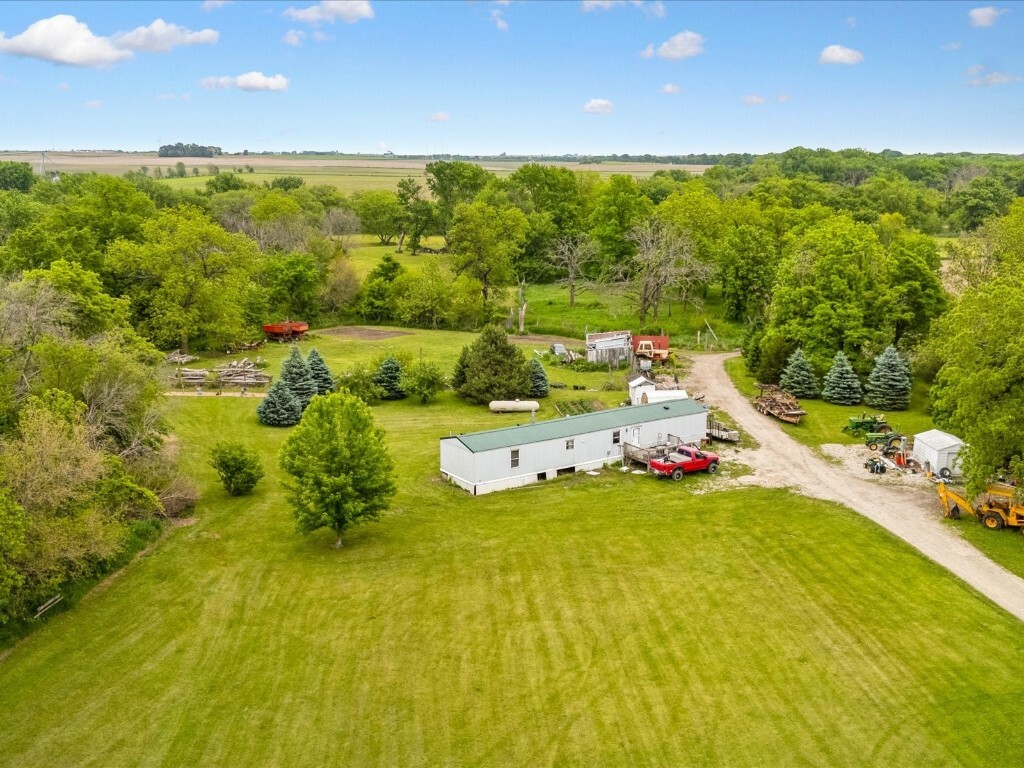 2924 York Avenue  Coggon IA 58221 photo