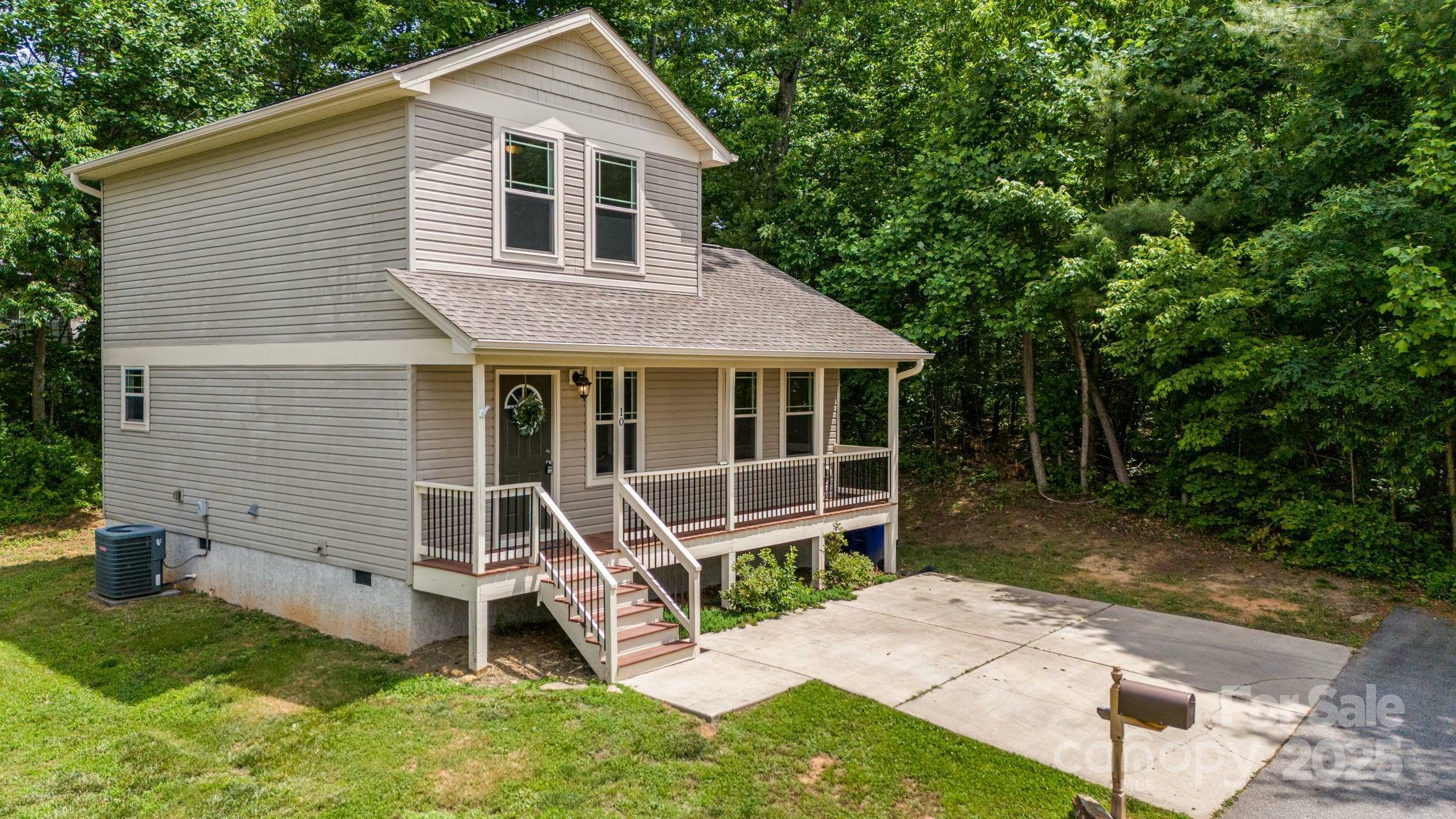 Property Photo:  10 Coral Berry Drive  NC 28715 