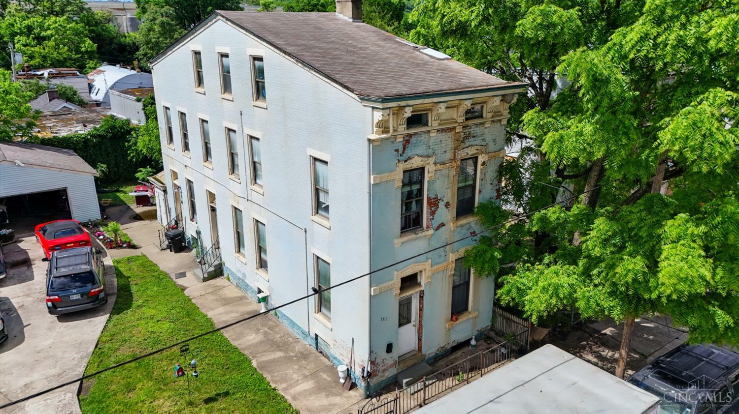 Property Photo: 1317 Bates Avenue OH 45225