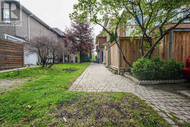 Property Photo:  194 Pressed Brick Drive  ON L6V 4K7 