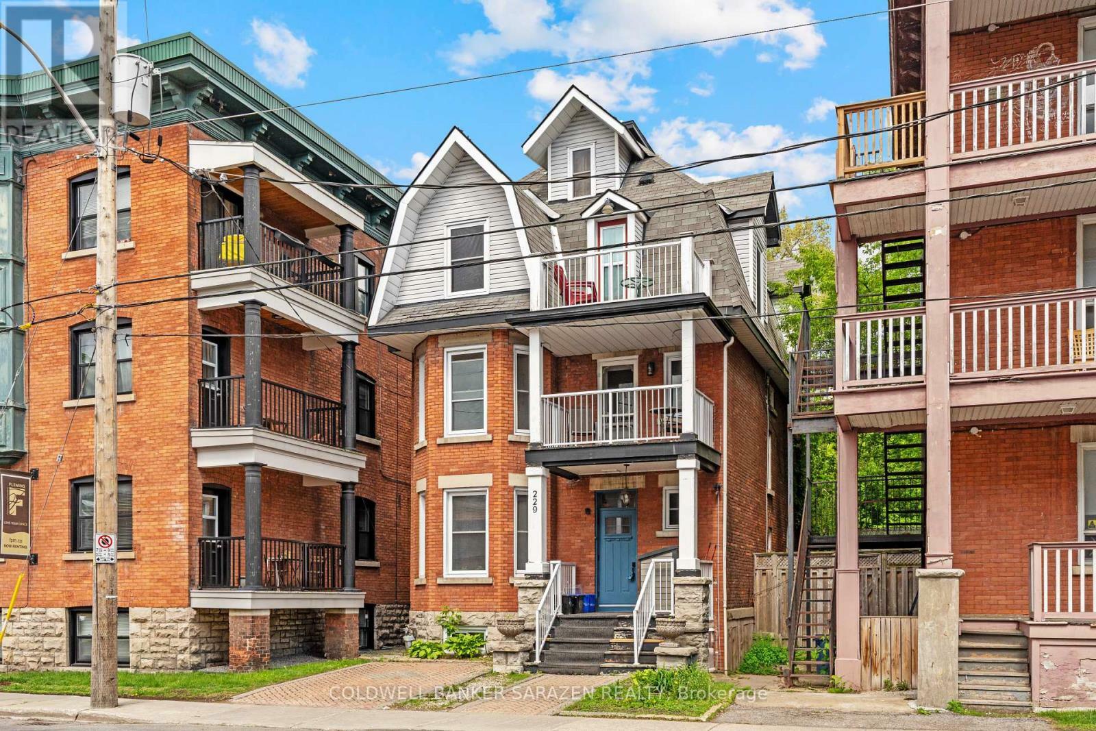 Photo de la propriété:  229 Charlotte Street 1  ON K1N 8L1 