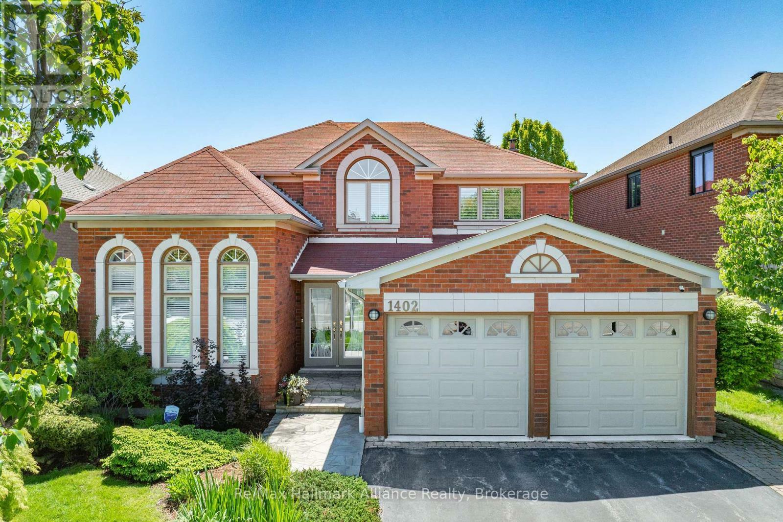 Property Photo: 1402 Bayshire Drive ON L6H 6E7