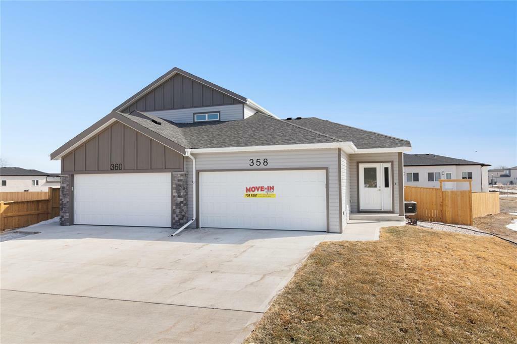 Photo de la propriété: 358 Purvis Boulevard MB R1A 2P5