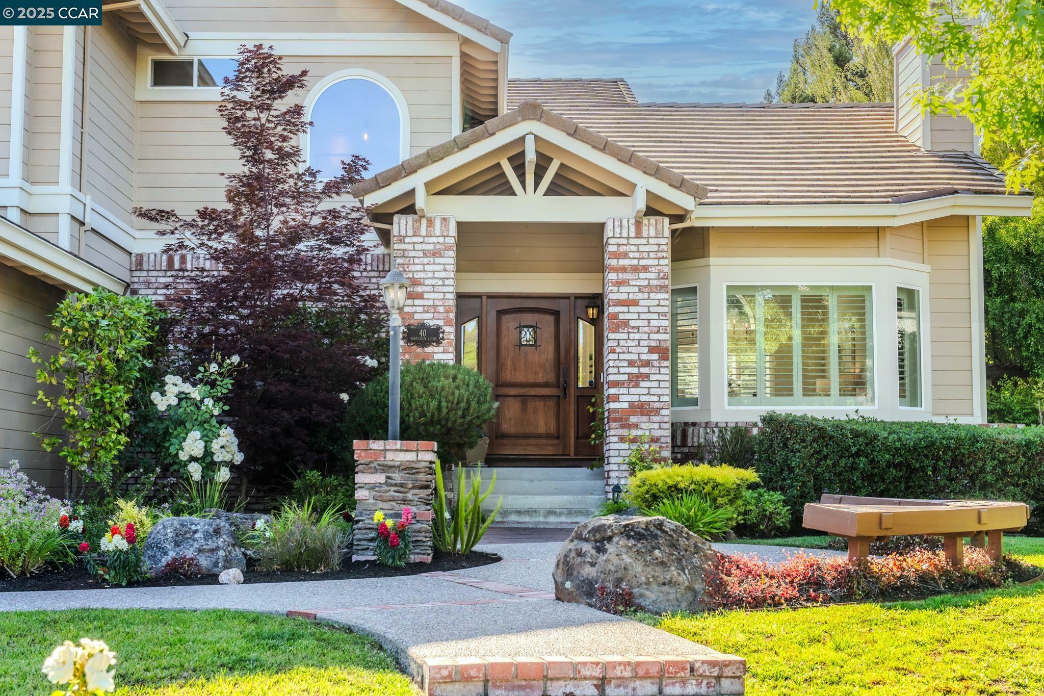 Property Photo: 40 Northview Ct CA 94506