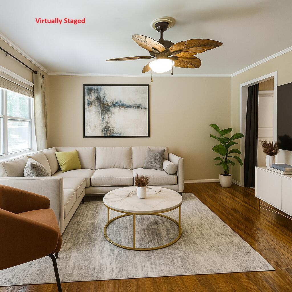 Property Photo: 10 Kennington Drive FL 32507