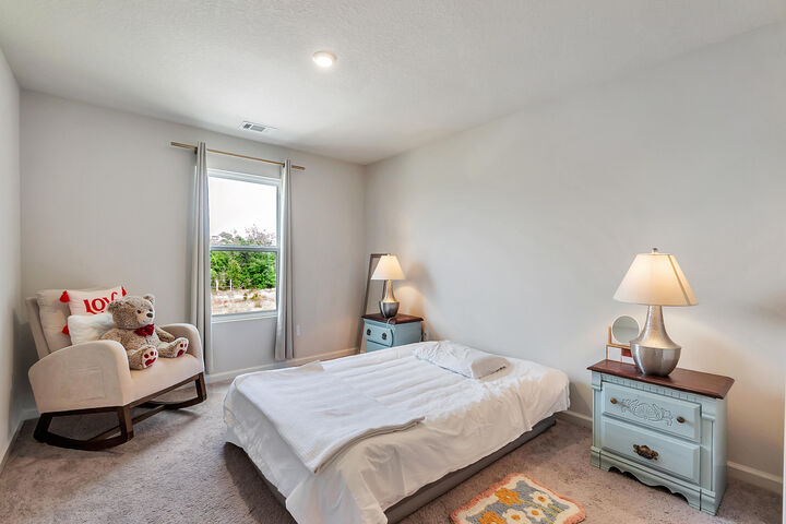 Property Photo:  756 Graysen Lane  FL 32435