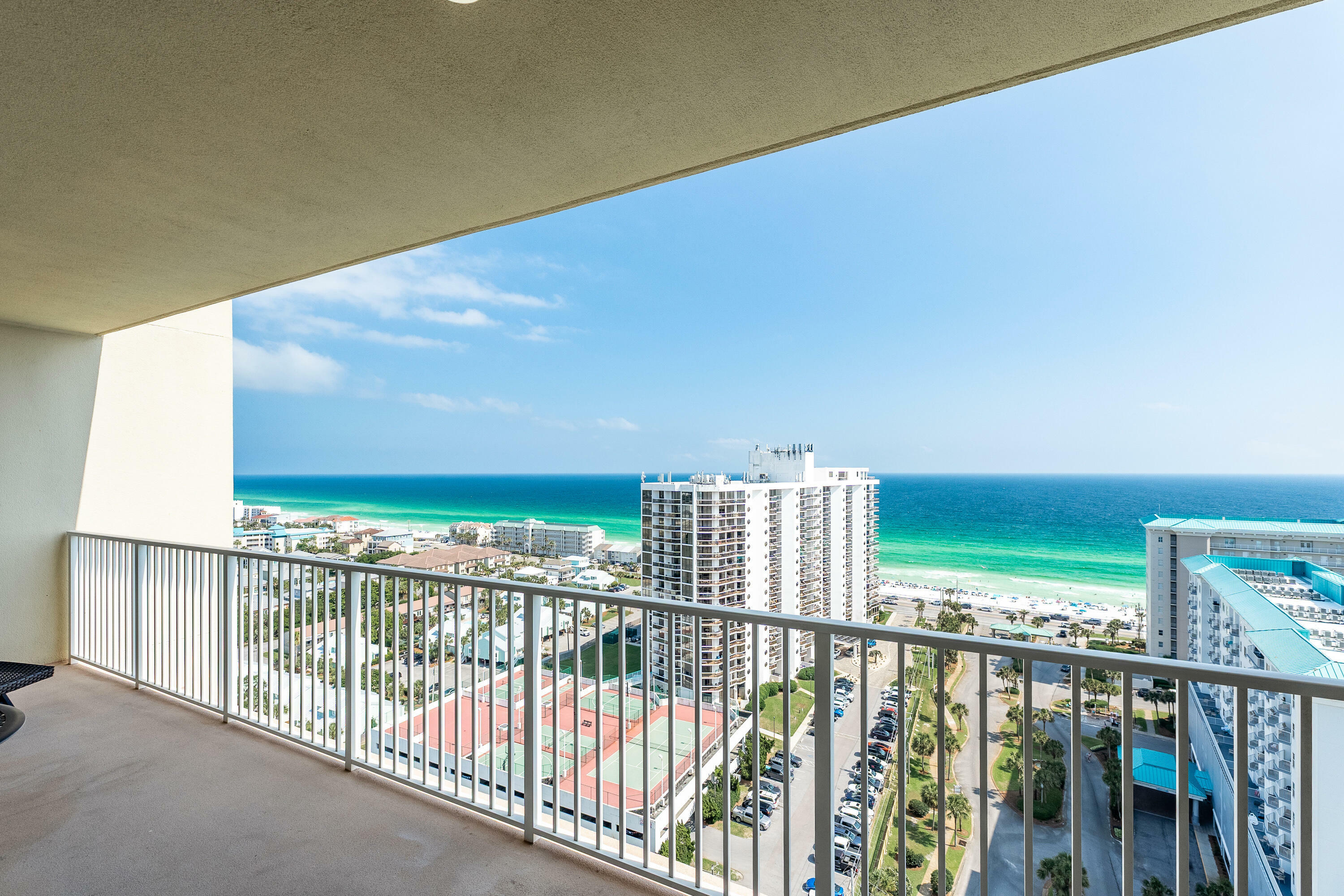 Property Photo: 112 Seascape Drive Unit 1807 FL 32550