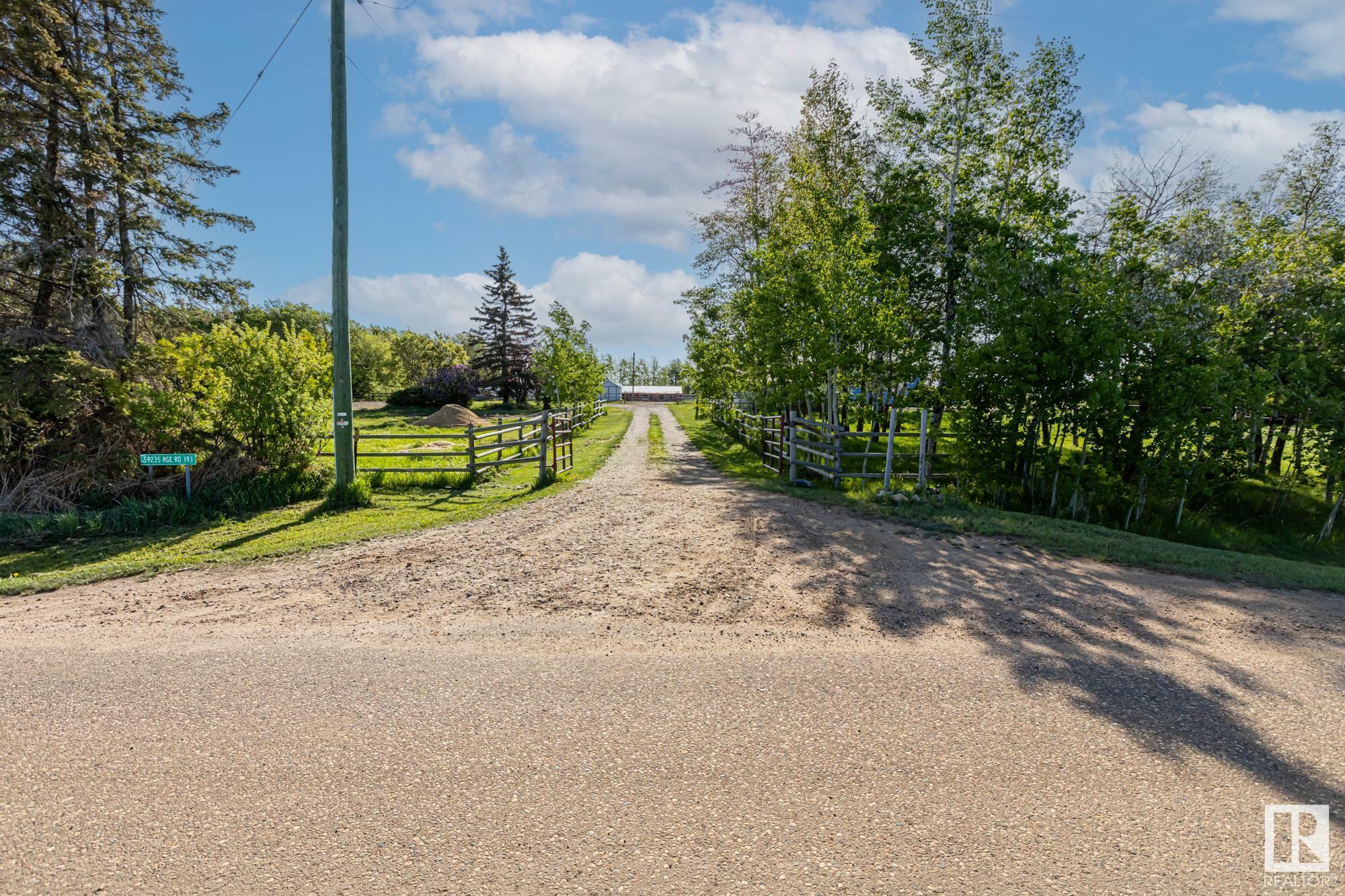 Property Photo:  59235 Range Road 193  AB T0A 3P0 