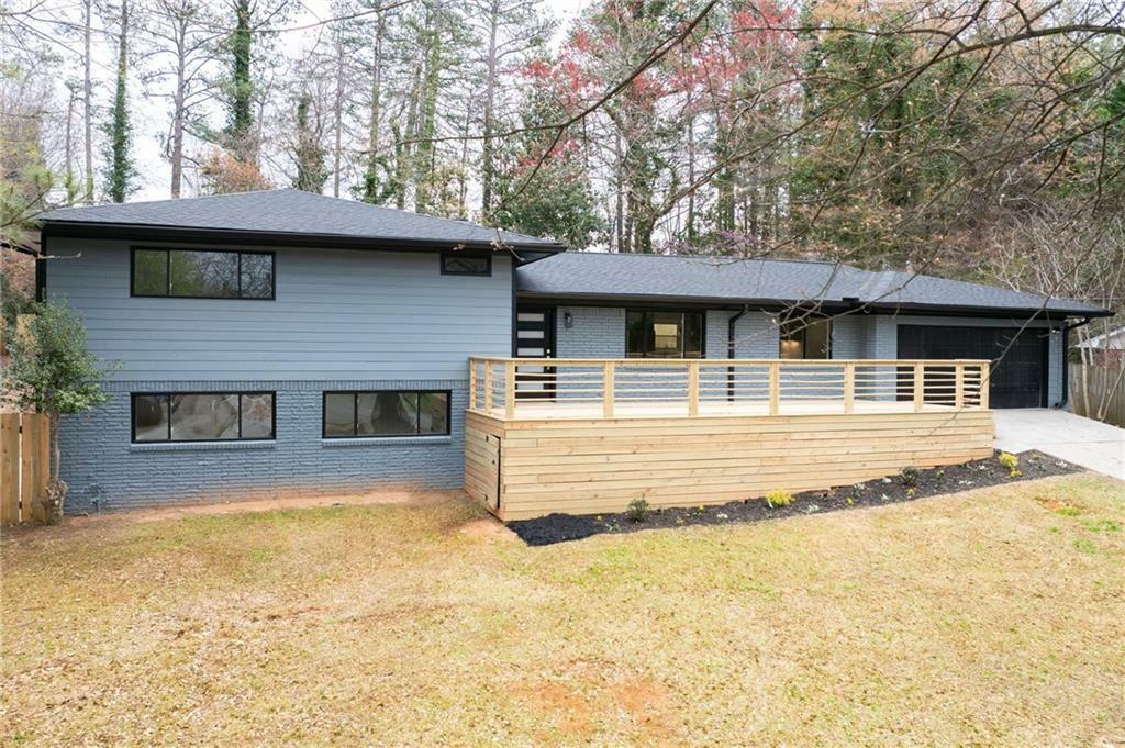 Property Photo: 1120 Taliwa Trail NE GA 30068