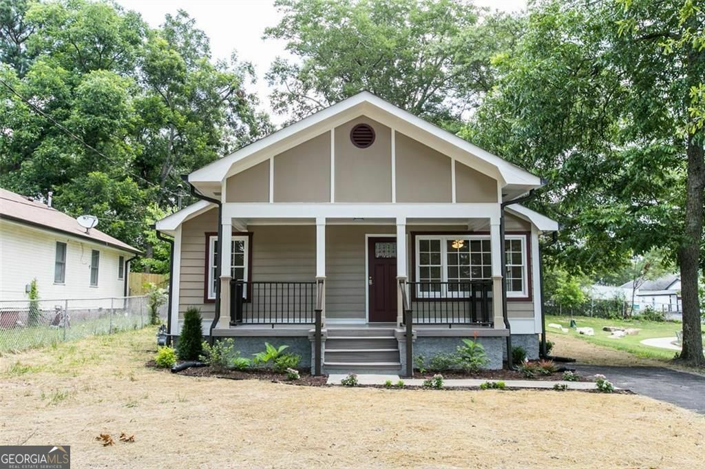 Property Photo: 8316 Grady Street GA 30134
