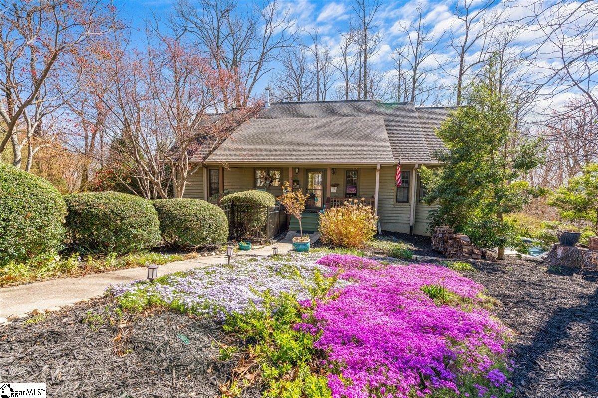 Property Photo: 3 Rocky Gap Court SC 29356