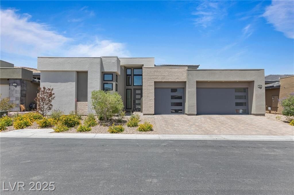 Property Photo:  10927 White Clay Drive  NV 89135 