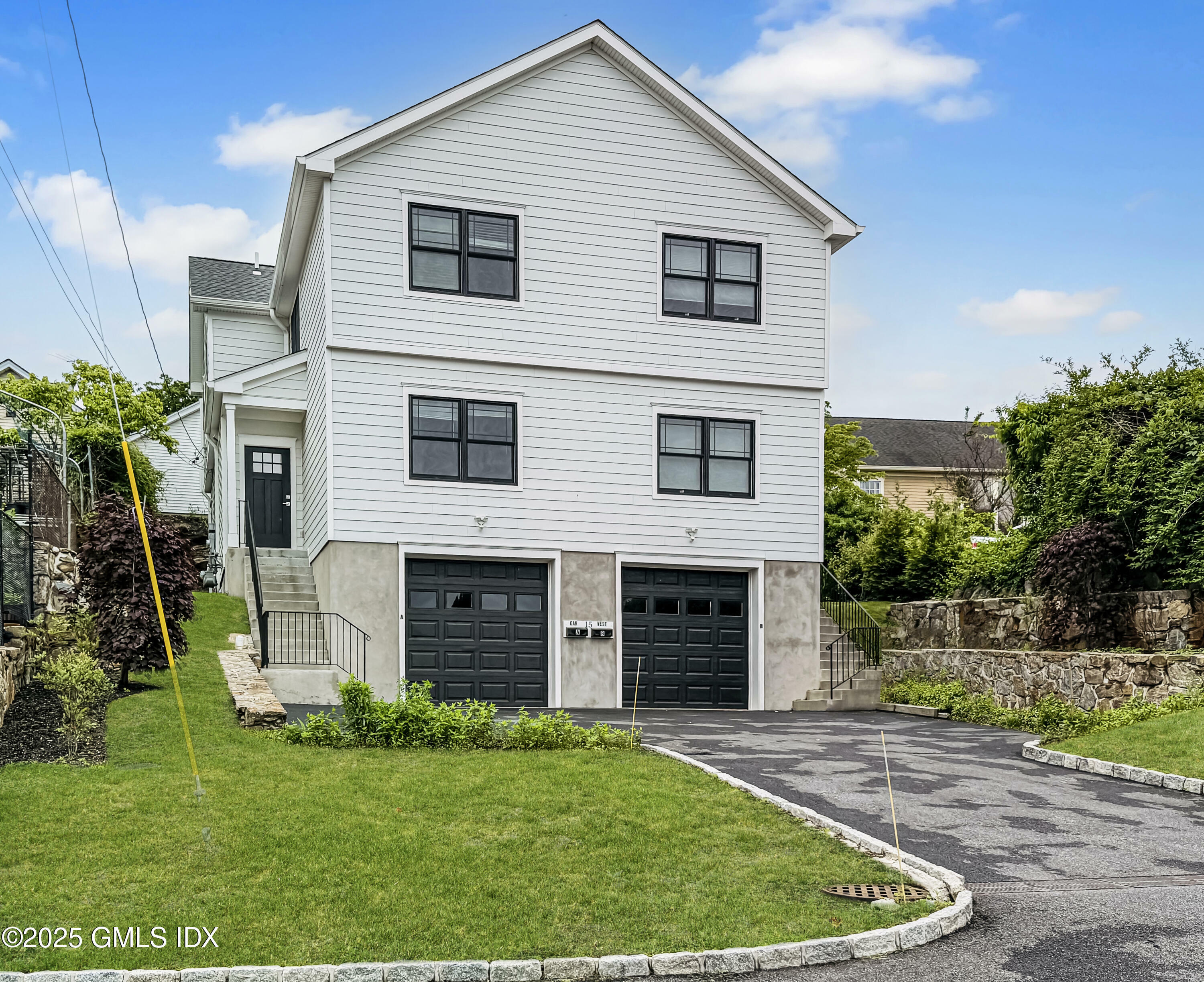 Property Photo: 15 W Oak Street A CT 06831