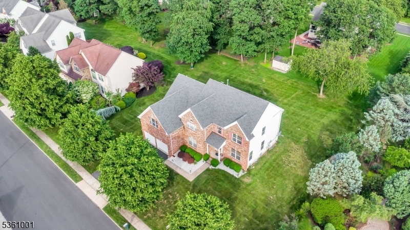 27 Rue Chagall  Franklin Twp. NJ 08873 photo