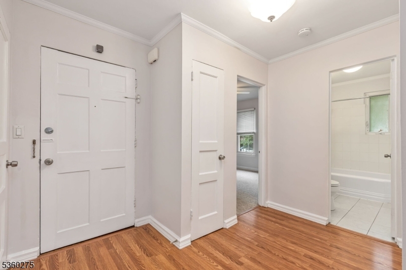 Property Photo: 10 Parkway Vlg 10 E NJ 07016