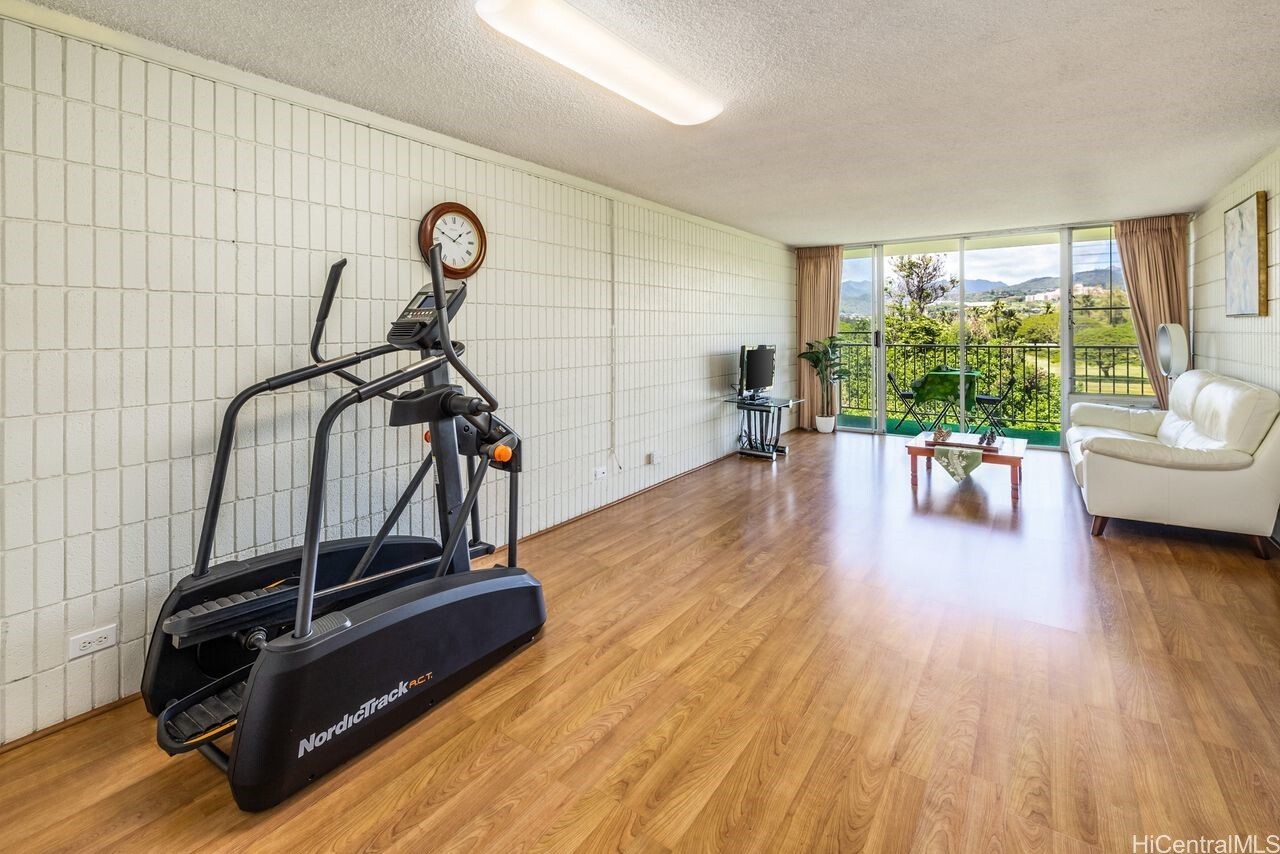 Property Photo:  5095 Likini Street A301  HI 96818 