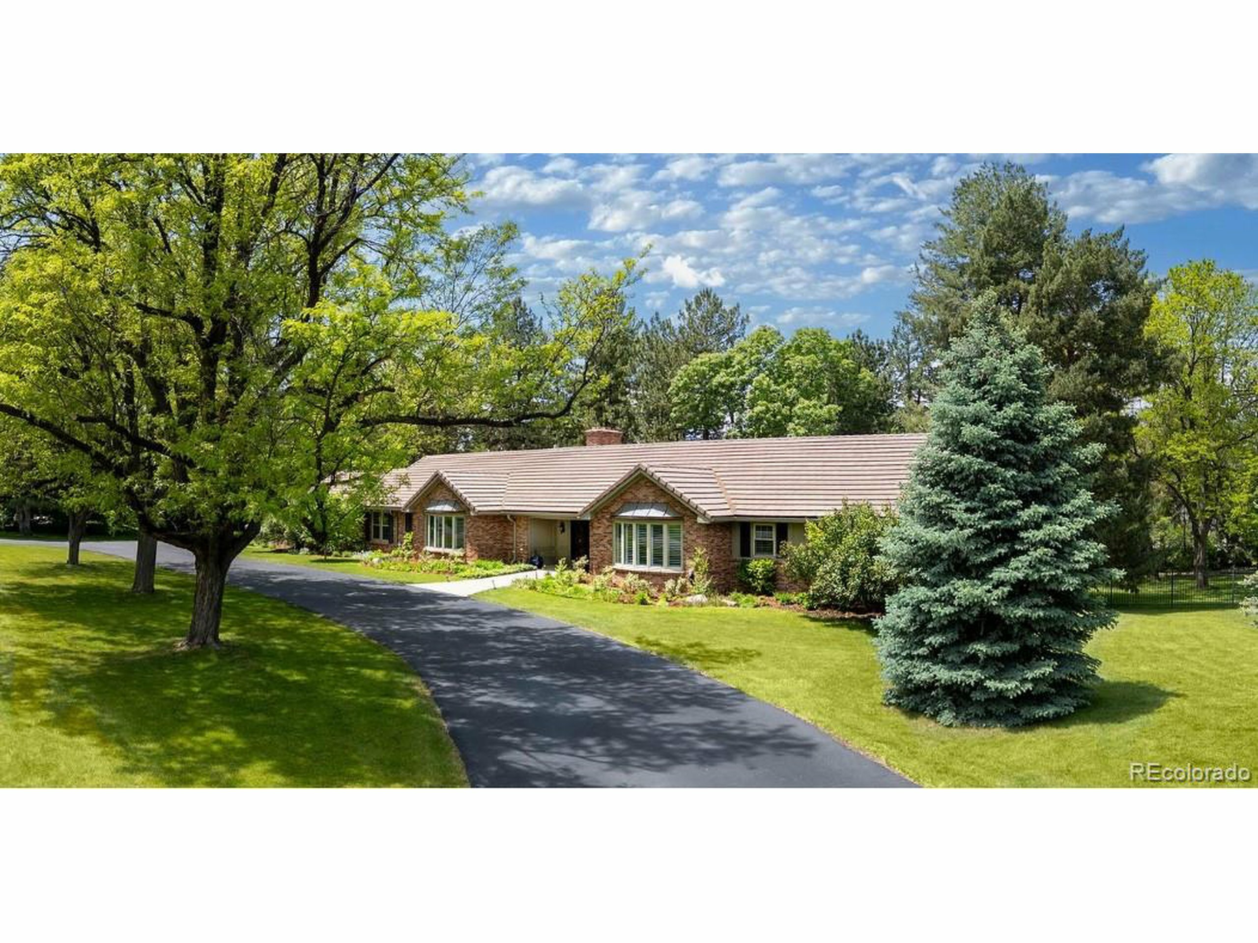 39 Sedgwick Dr  Cherry Hills Village CO 80113 photo