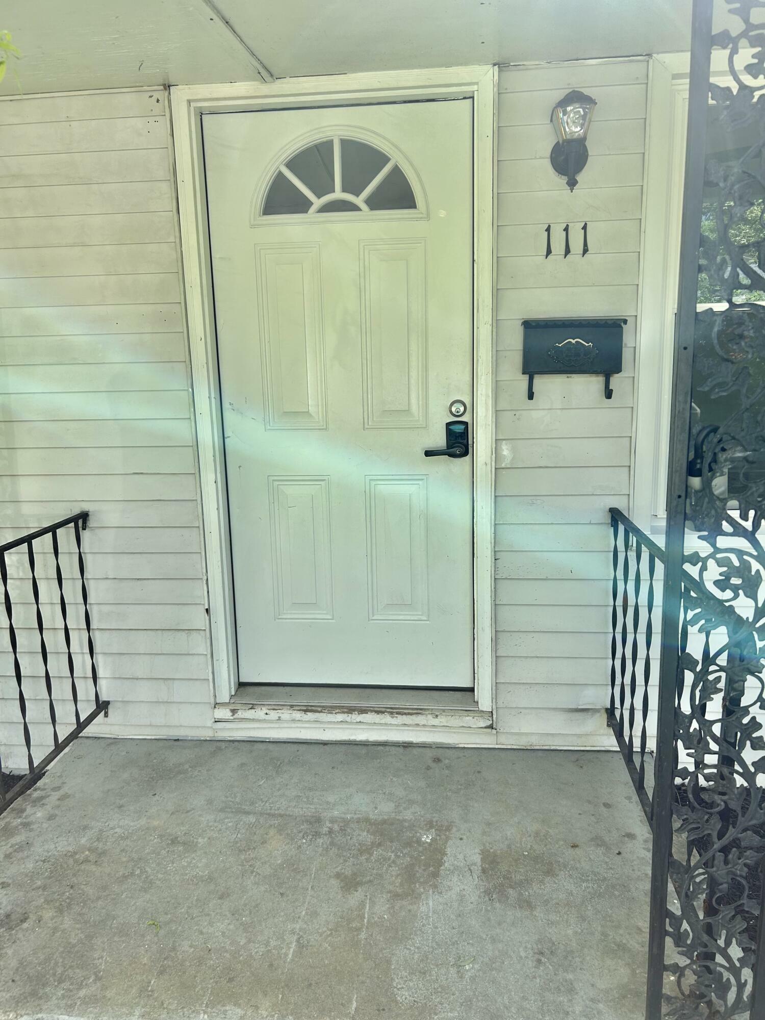 Property Photo: 111 Valley View Drive KY 40601