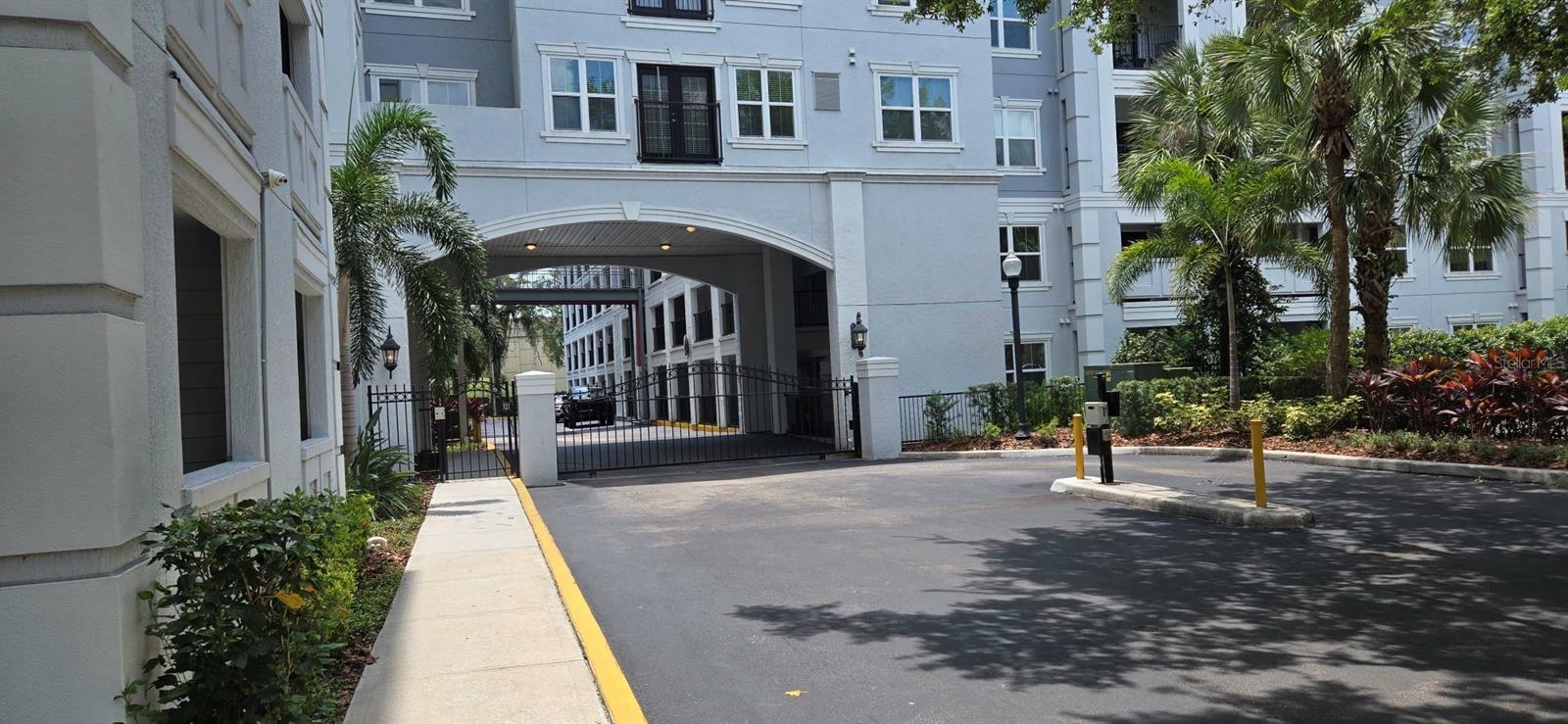 Property Photo: 204 E South Street 4056 FL 32801
