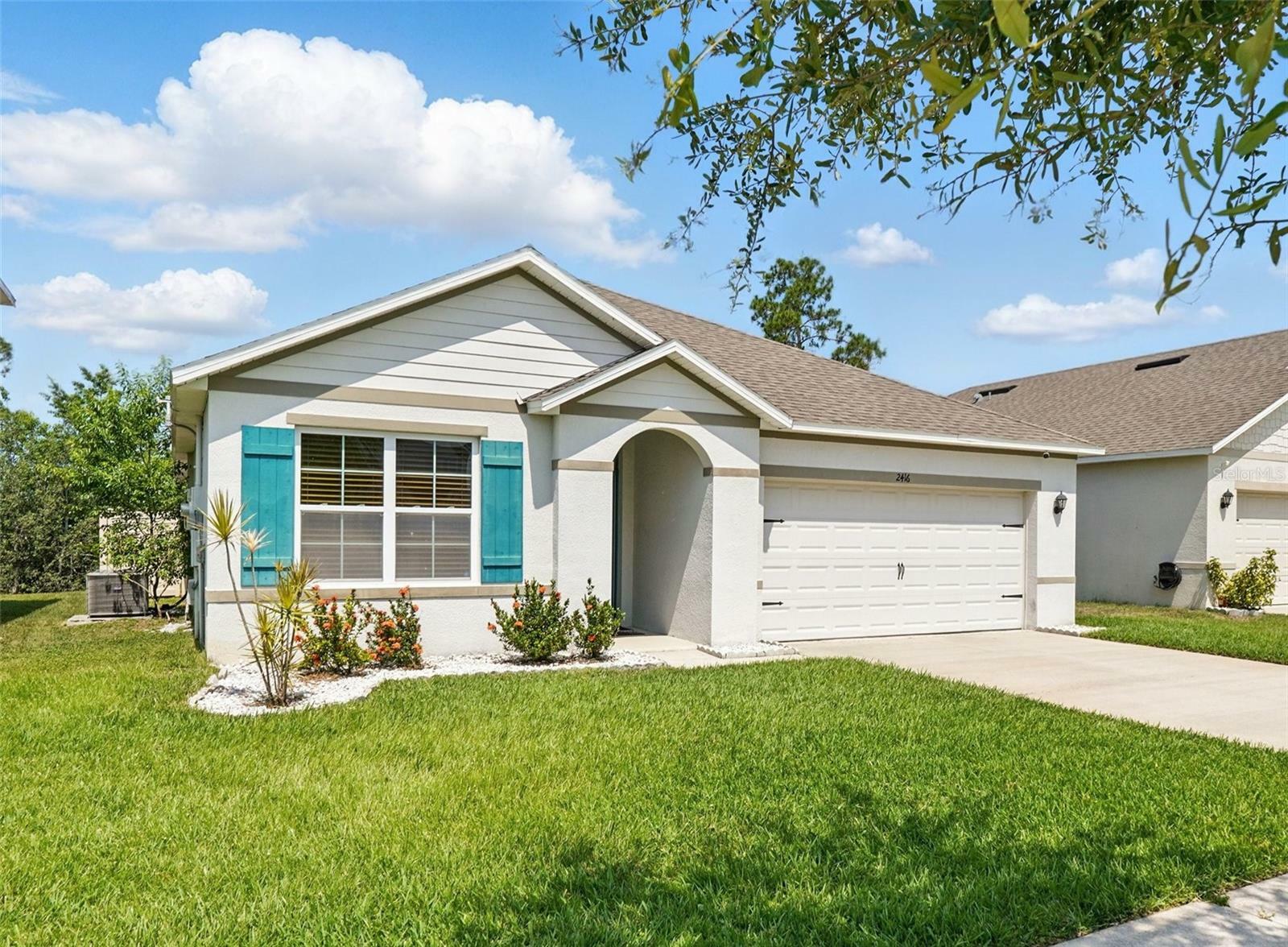 Property Photo: 2416 White Poppy Drive FL 34747
