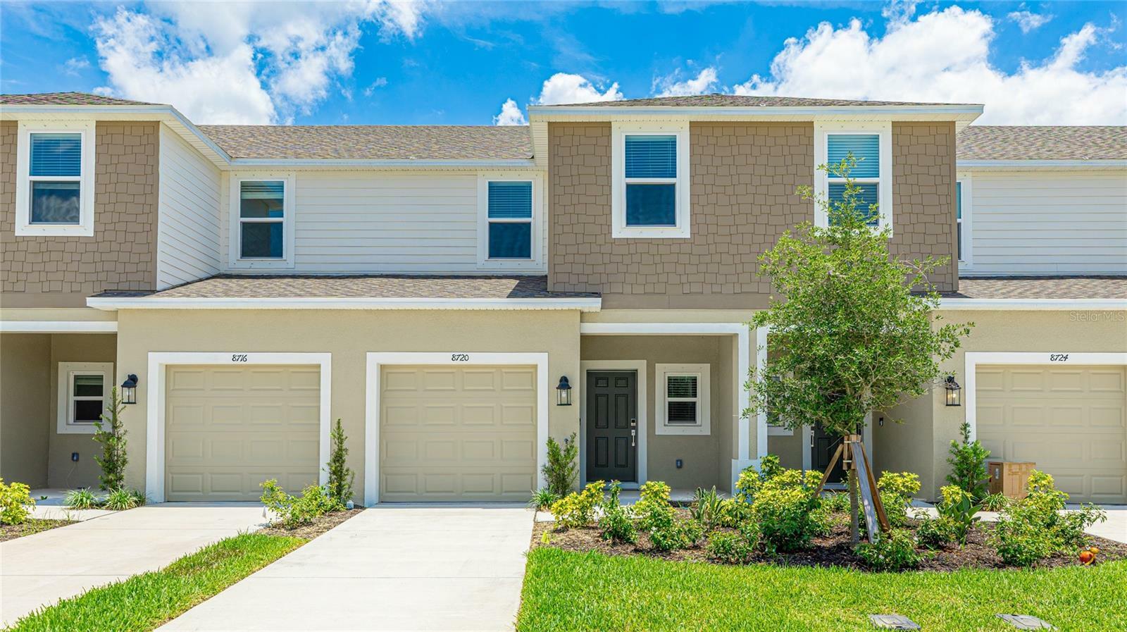 Property Photo:  8720 Winter Breeze Way  FL 34241 