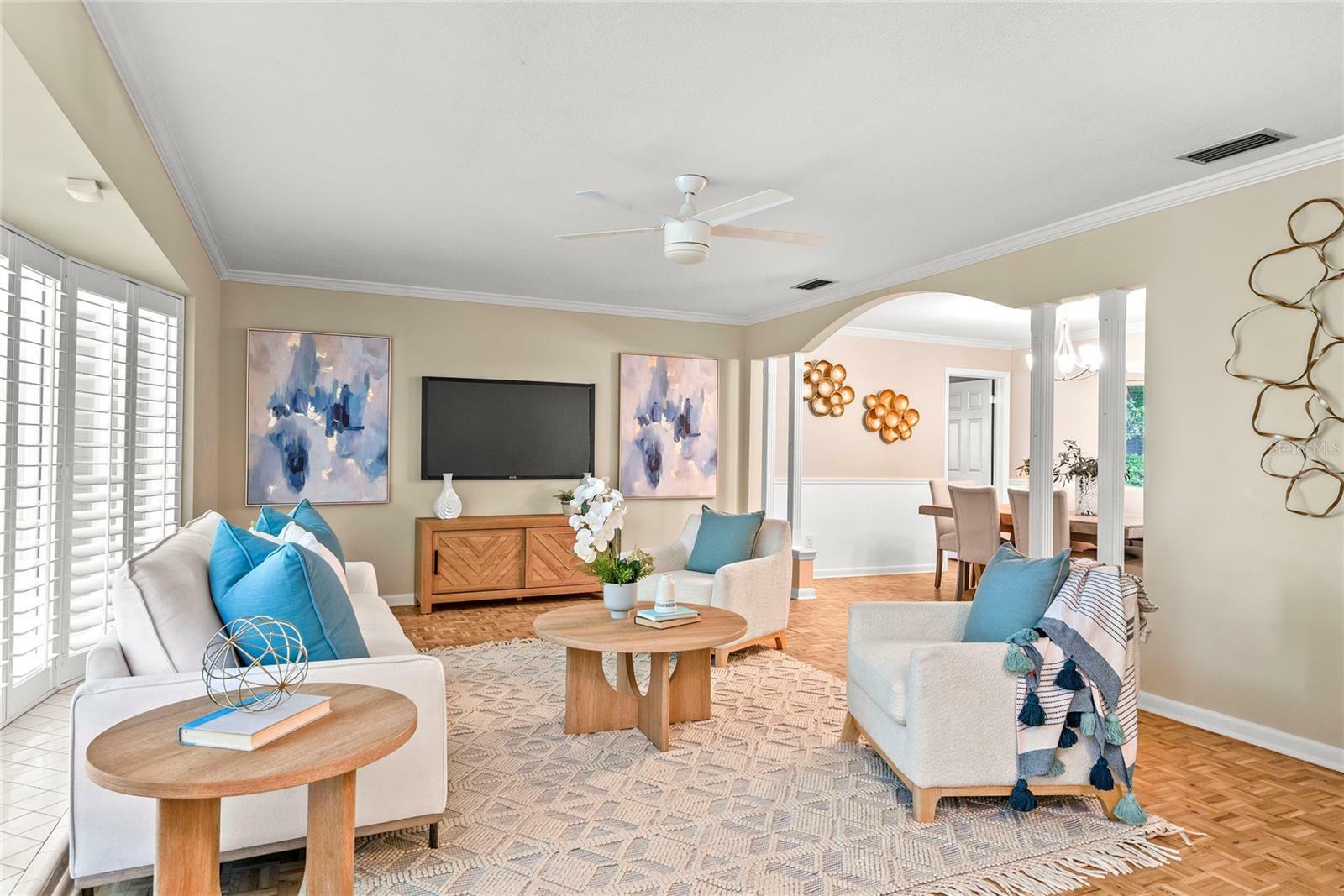 Property Photo: 627 Darcey Drive FL 32792