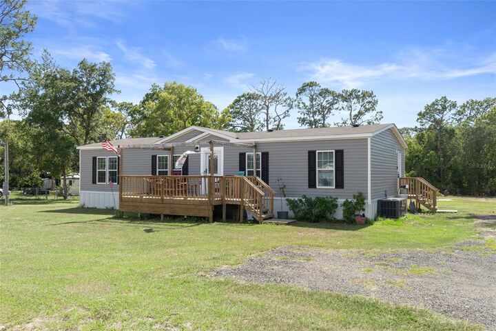 Property Photo:  2110 S Colonial Avenue  FL 34448 