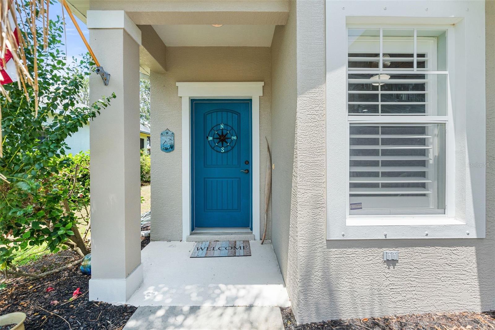 Property Photo: 5047 Newport News Circle FL 34211