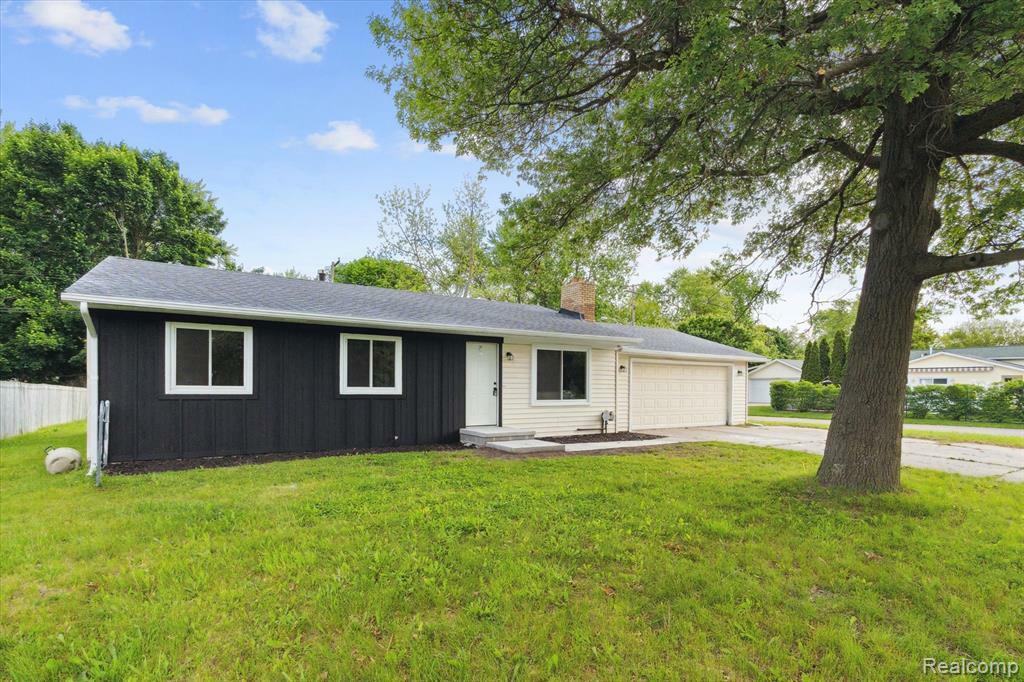 4606 Glenalda Drive  Clarkston MI 48346 3633 photo