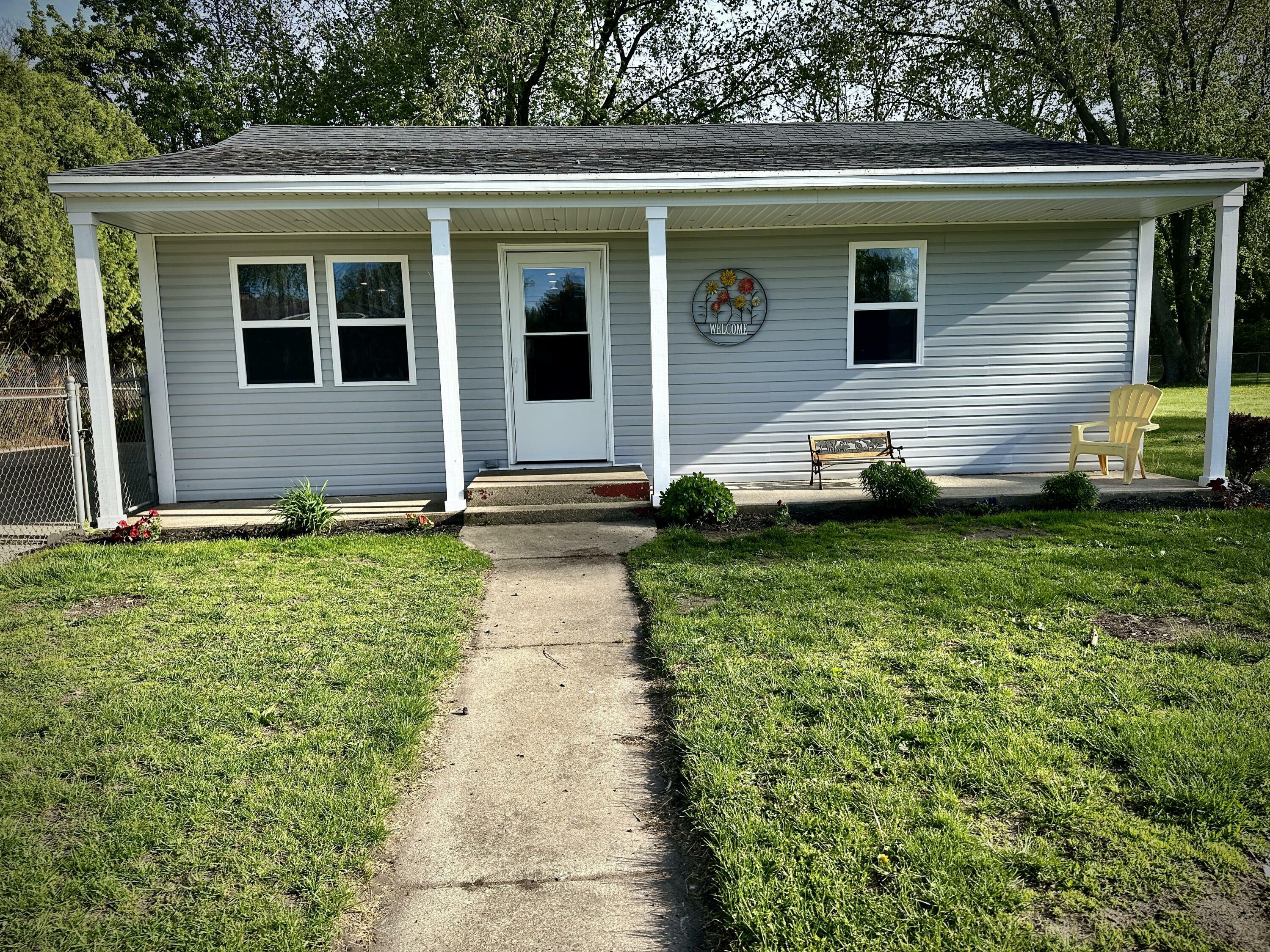 Property Photo: 819 114th St WI 53158