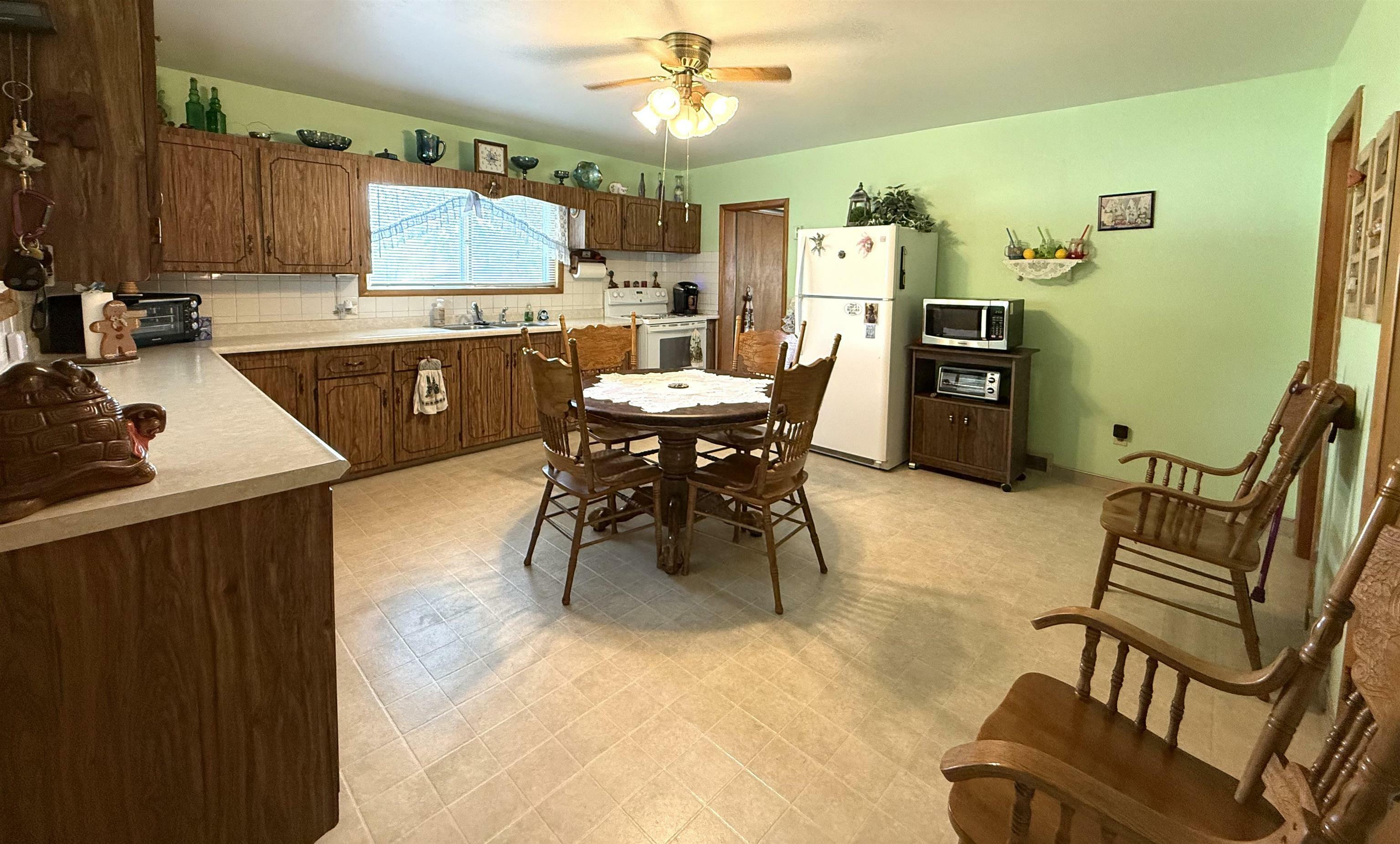Property Photo: 1401 Baltimore Avenue SD 57747-0000