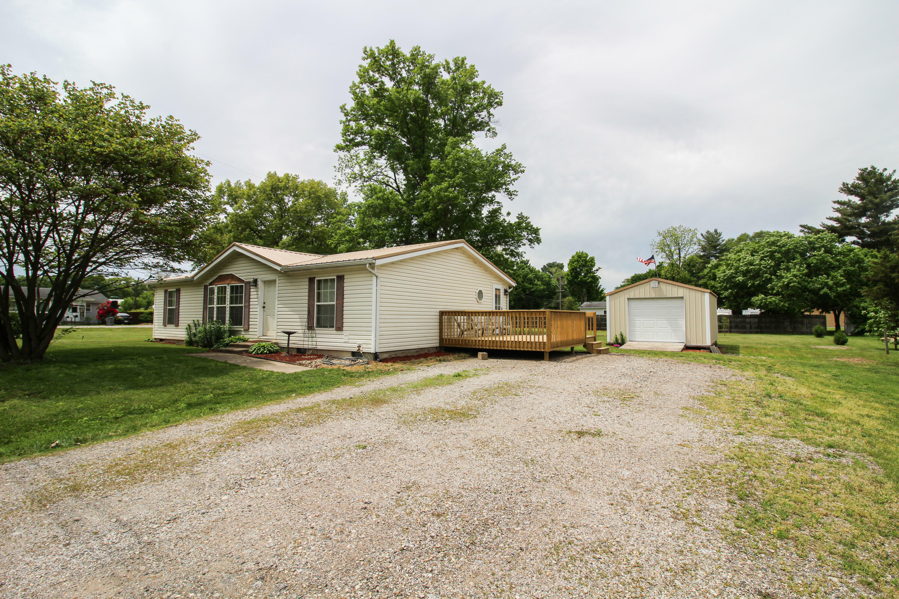 Property Photo: 68846 Mott Street MI 49099