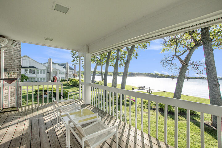 16928 Landing Drive  Spring Lake MI 49456 photo